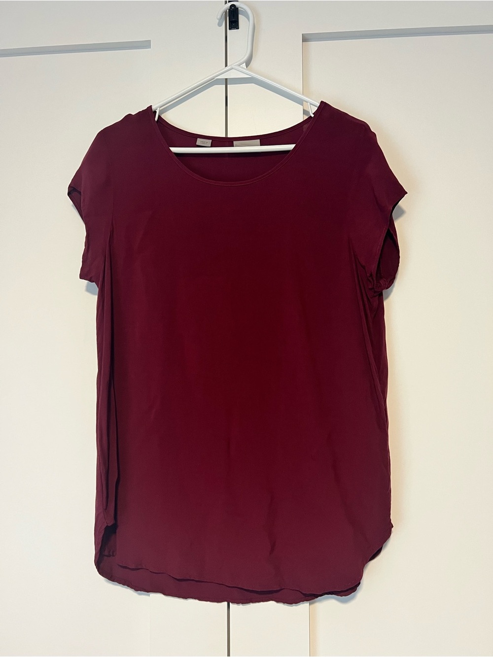 Veto ModaShort Sleeve Scoop Neck Blouse - Wine Red